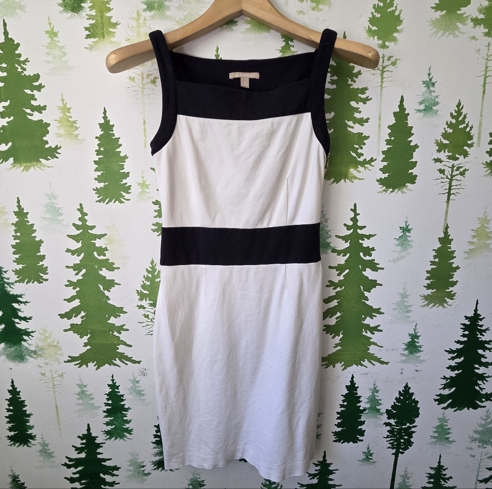 BananavRepublicNavy and White Midi Dress
